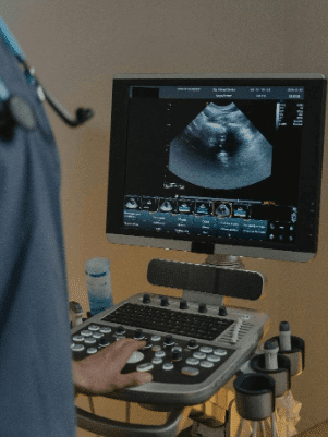 ultrasound-scanner-for-display-controls
